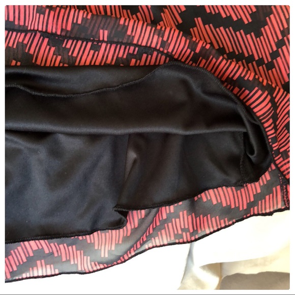 ❤️Lovely Chevron Pattern Dress, Cool Sleeves, Belt - Picture 7 of 8